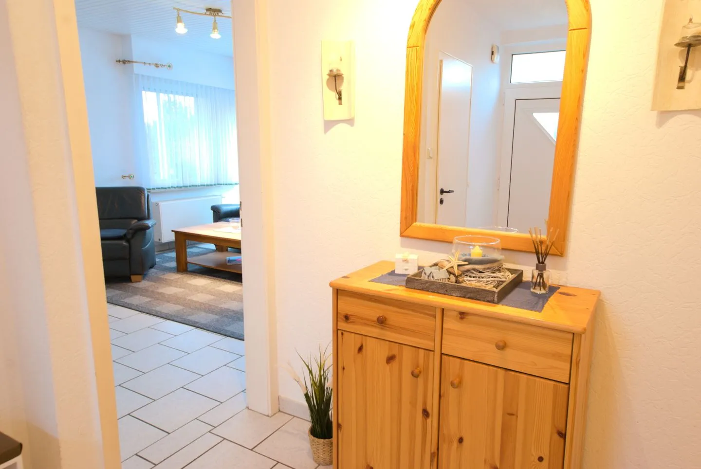 Ferienhaus Seefalkenstr. 29 Norddeich - Flur