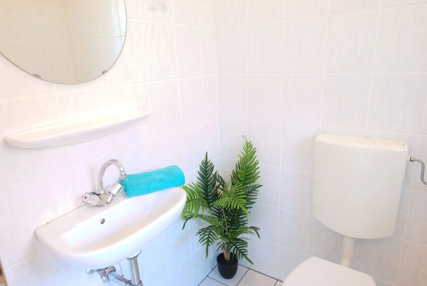 Ferienhaus Veldhoen Norddeich - Gäste-WC