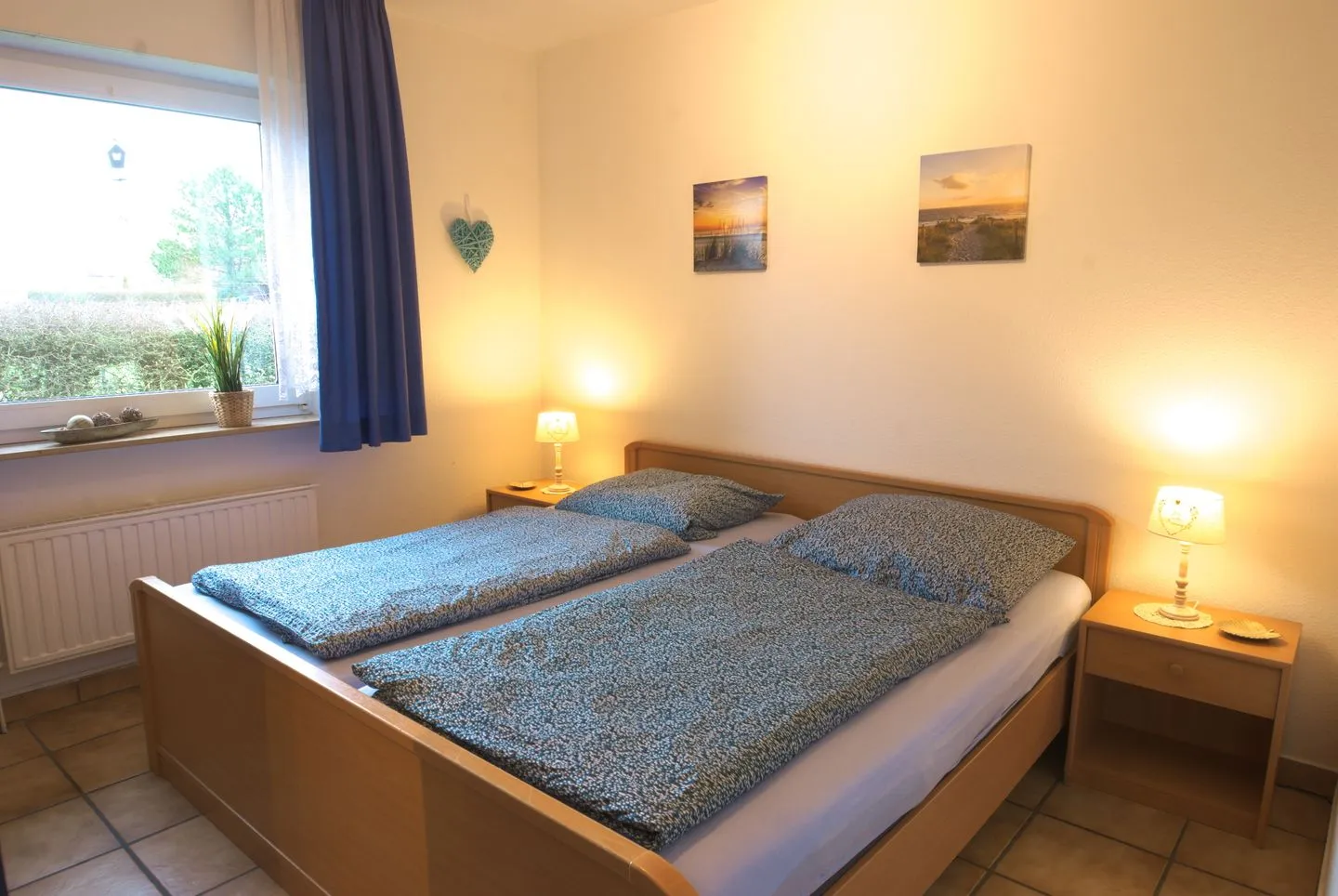 Ferienwohnung Lohr am Deich Norddeich - Schlafzimmer