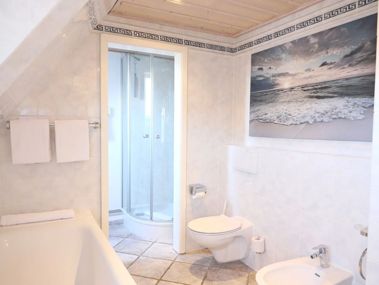 Gorch-Fock-Str. 1, OG Westerland - Badezimmer