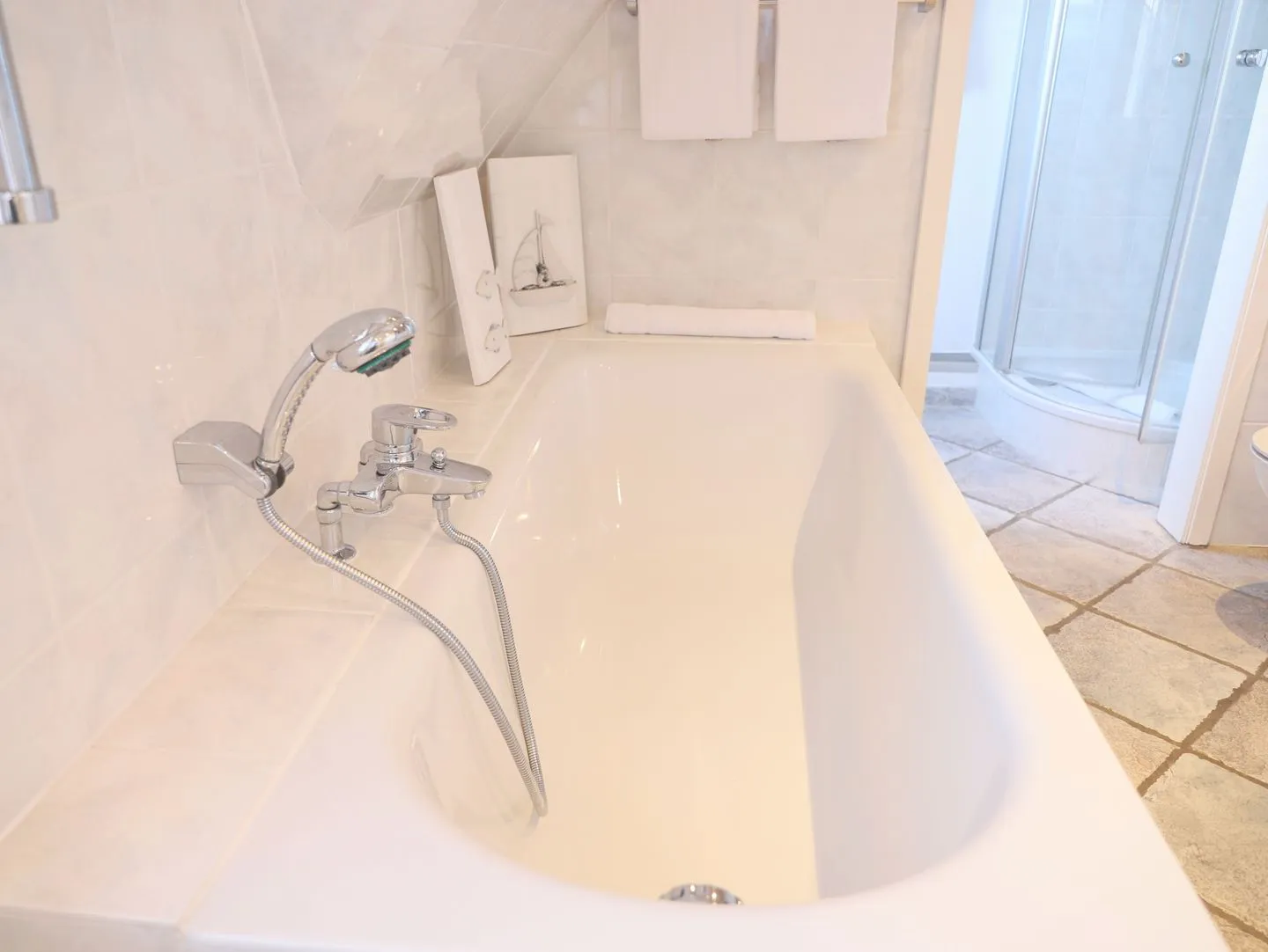 Gorch-Fock-Str. 1, OG Westerland - Badezimmer