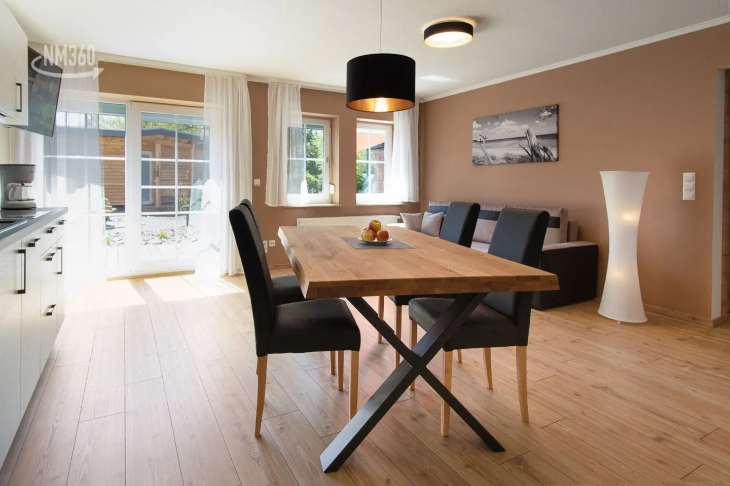 Wohnung 11 mit sonniger Terrasse Lobbe - Wohnzimmer