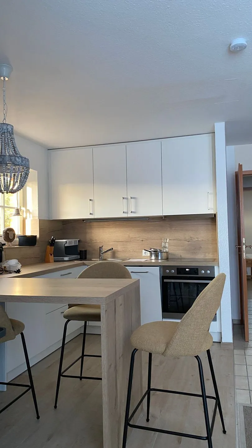 Hus op de Wurth Ferienwohnung Seeblick Dithmarschen - Küche / Küchenzeile