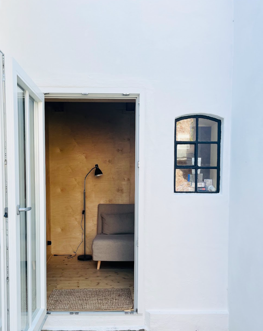 Ferienhaus mit Hygge-Atmosphäre und Sauna am Dorfteich