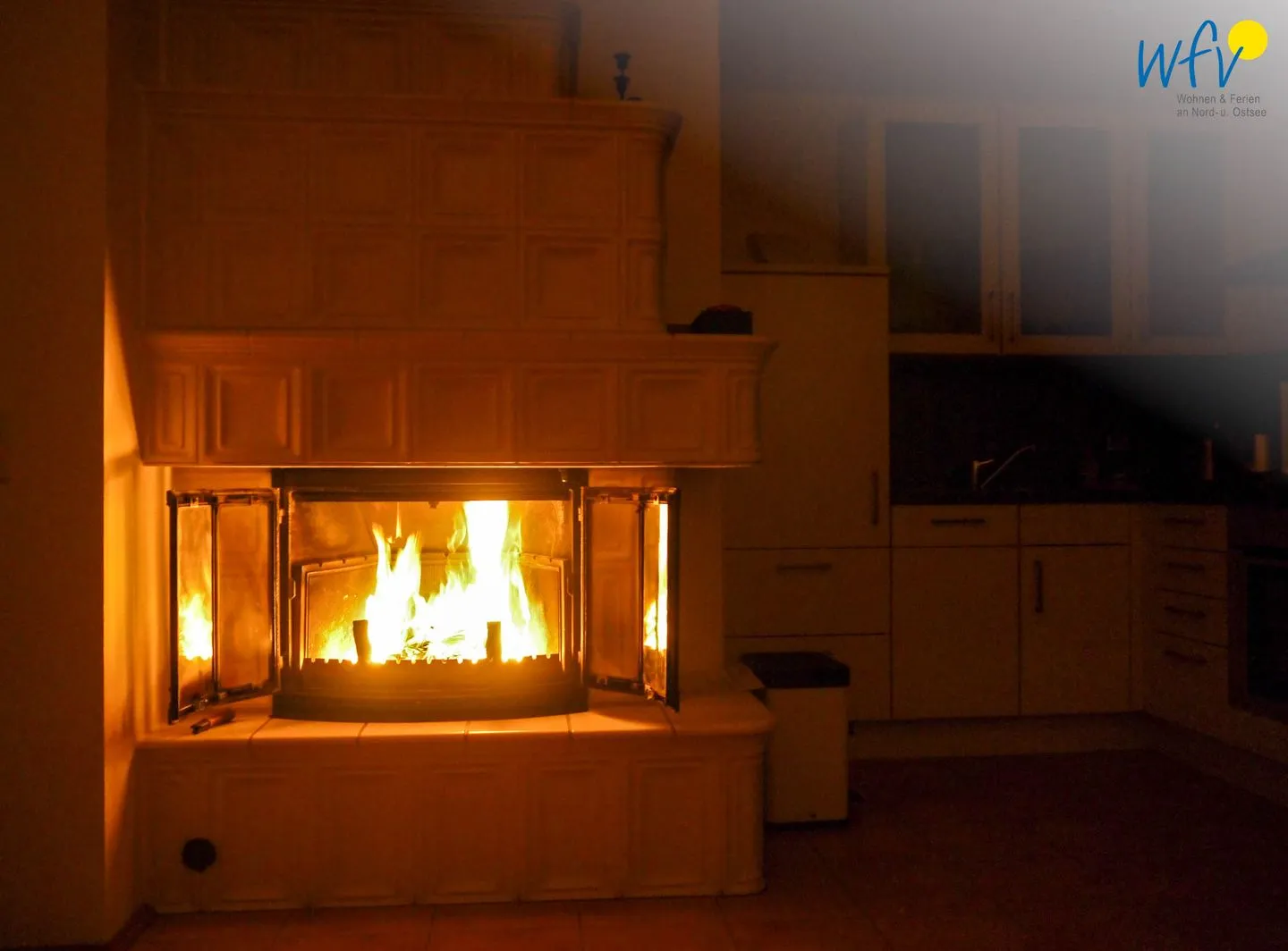 Fuhrmannshof Ferienwohnung Cassen Juist - Kamin-/Ofen