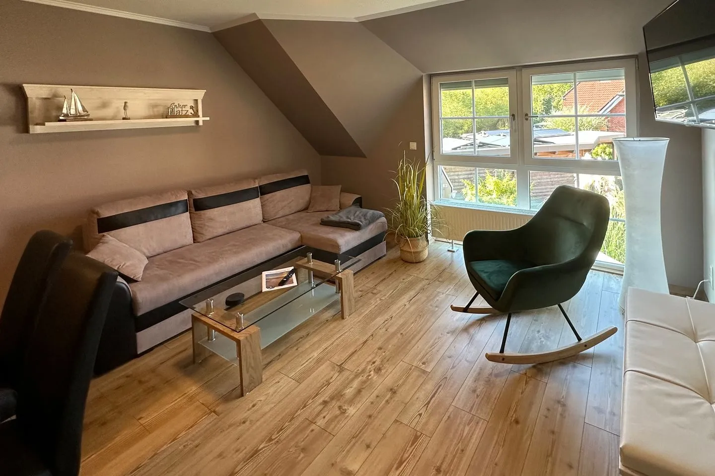 Wohnung 24 Lobbe - Wohnzimmer