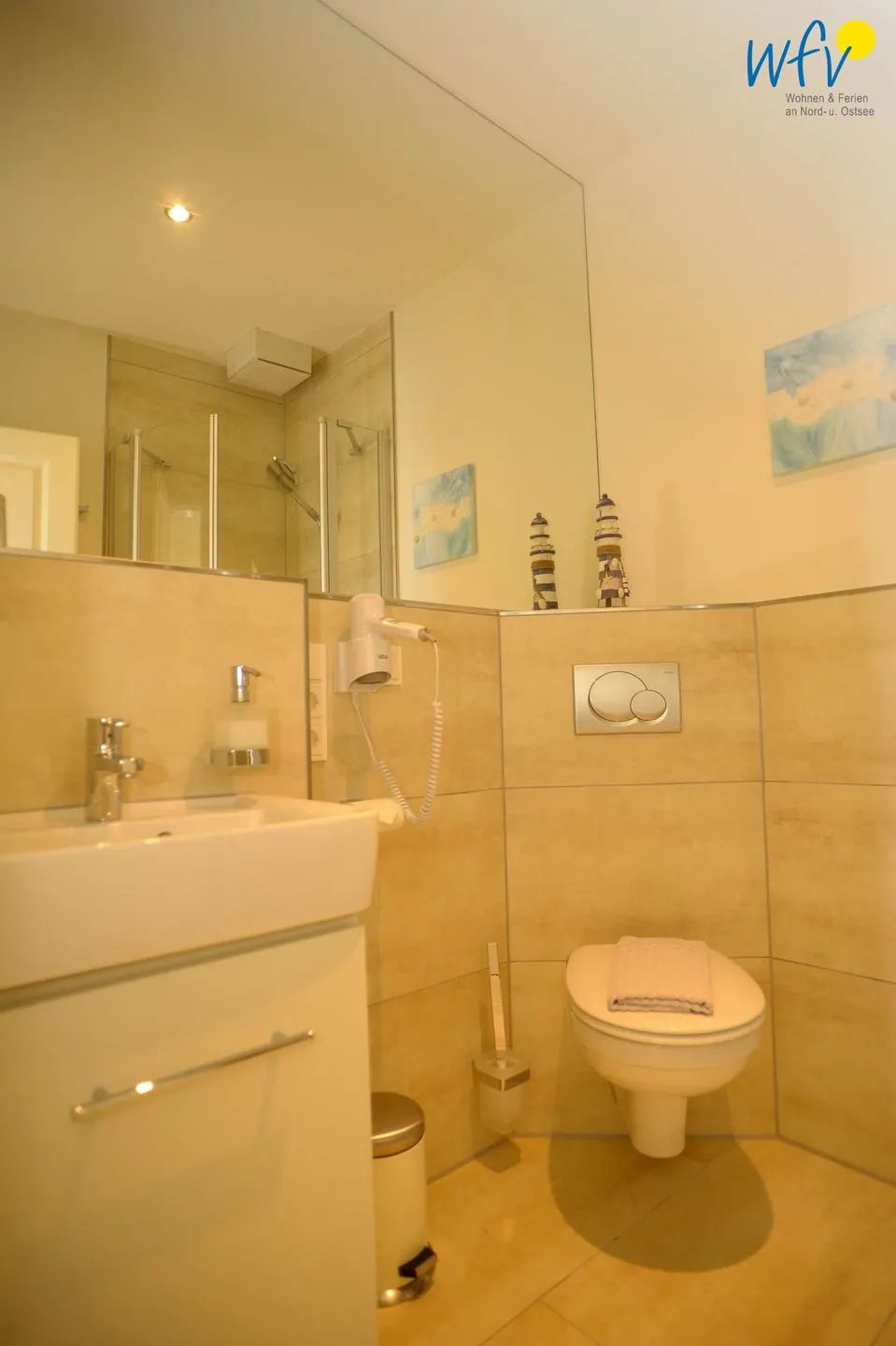 Villa Verdi Ferienwohnung 9 Wangerooge - Gäste-WC