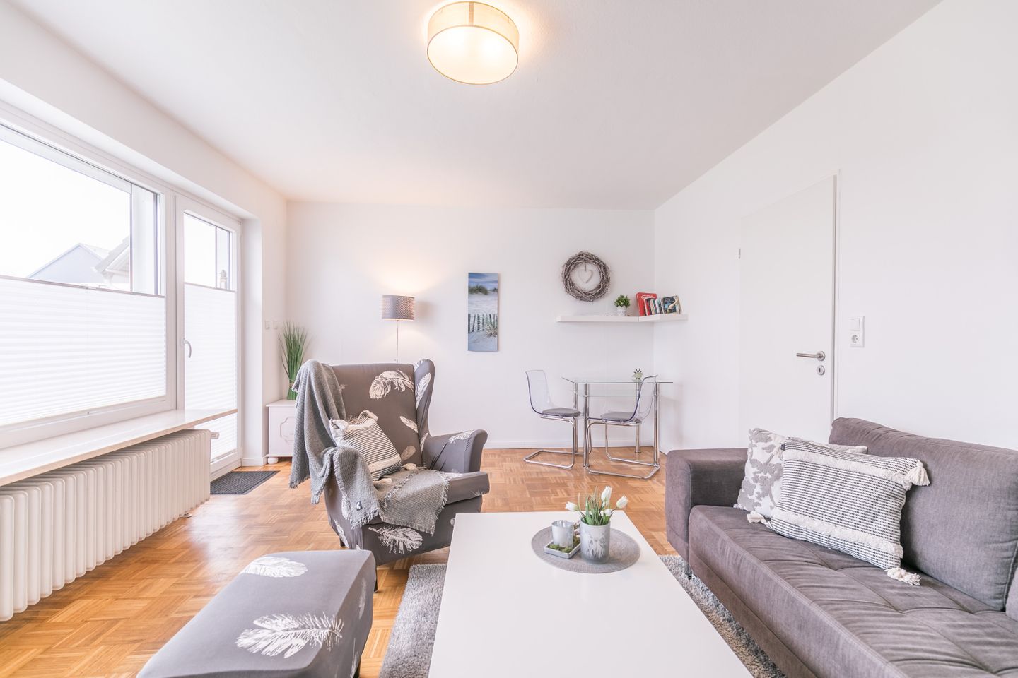 Haus im Törn, Whg. 2, Wohnzimmer mit Essplatz