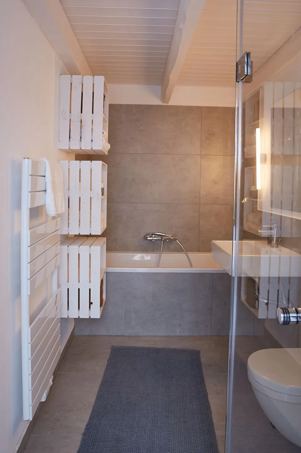 Entspannt Urlauben am Wasser: Ferienhaus "Schuppen 23" für bis zu vier Personen! Stexwig - Badezimmer