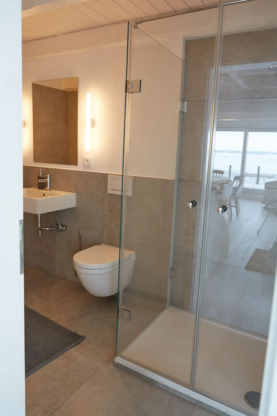 Entspannt Urlauben am Wasser: Ferienhaus "Schuppen 23" für bis zu vier Personen! Stexwig - Badezimmer