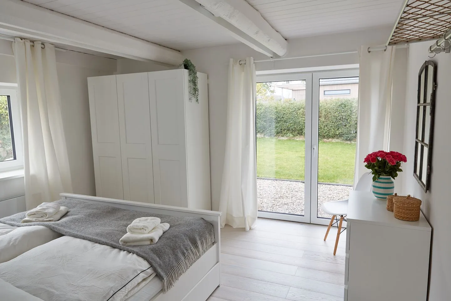 Entspannt Urlauben am Wasser: Ferienhaus "Schuppen 23" für bis zu vier Personen! Stexwig - Schlafzimmer