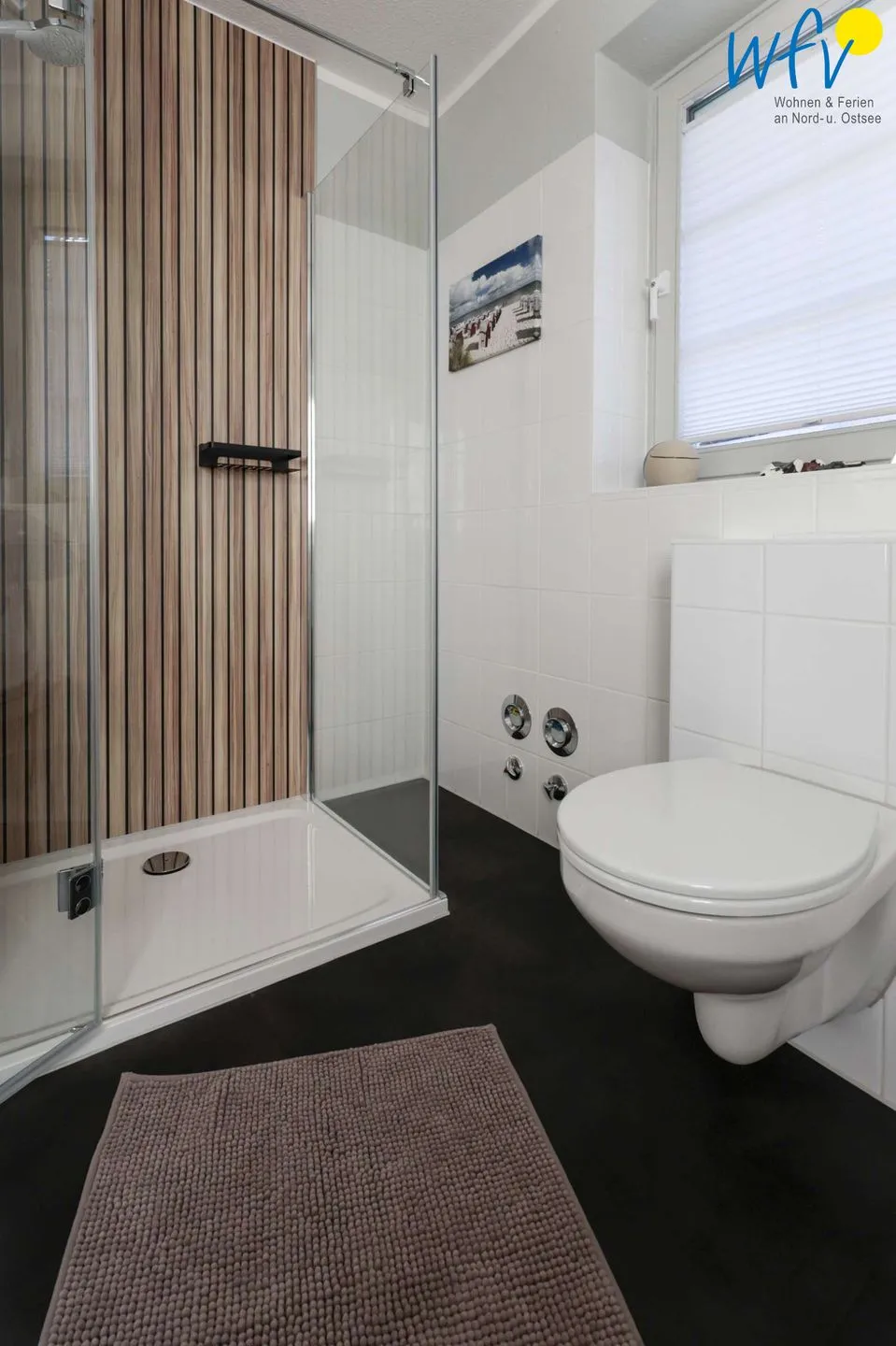 Ferienappartements Am Neuensiener See Ferienwohnung 7 Rügen - Sellin - Badezimmer