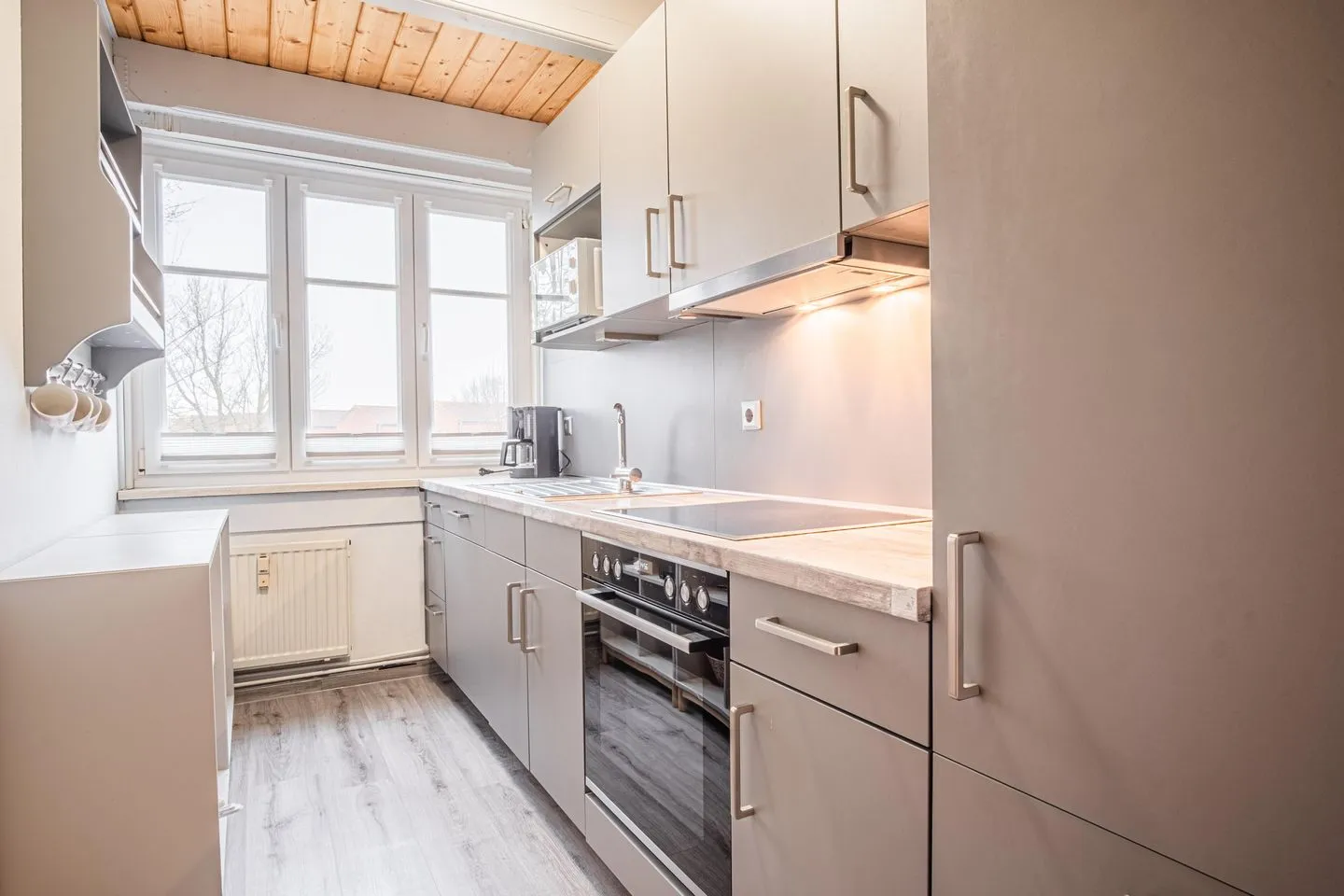 Ferienwohnung Fernweh & Flut Pellworm Pellworm - Küche / Küchenzeile