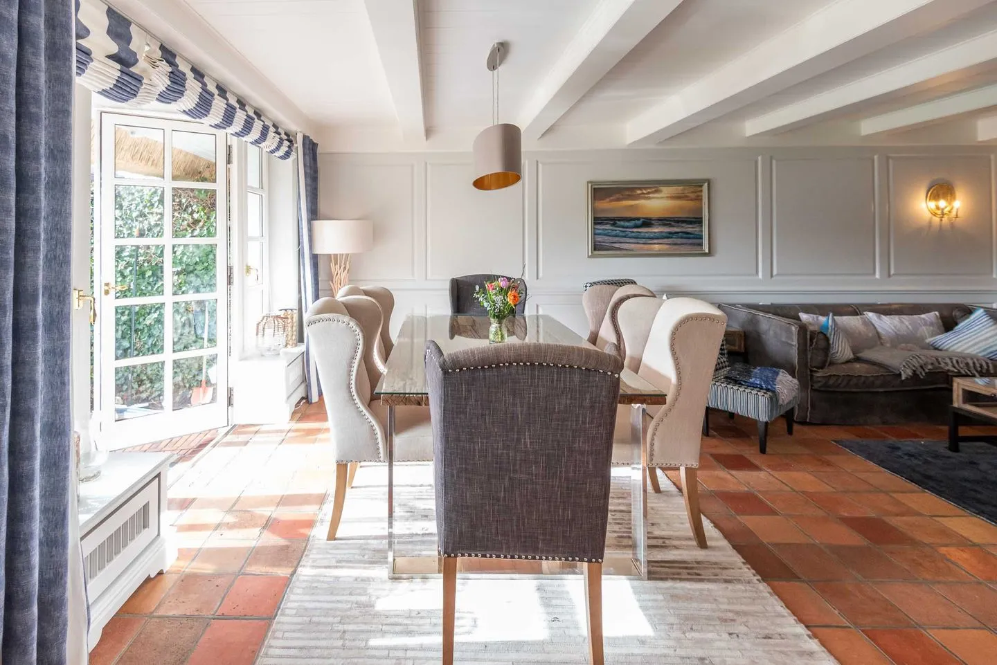 Rosenhaus unter Reet Kampen - Wohnzimmer