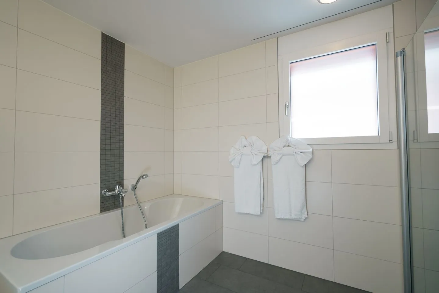 Apartment Elona Amden - Badezimmer