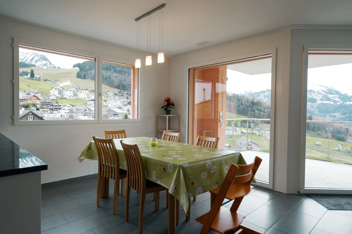 Apartment Elona Amden - Wohnzimmer