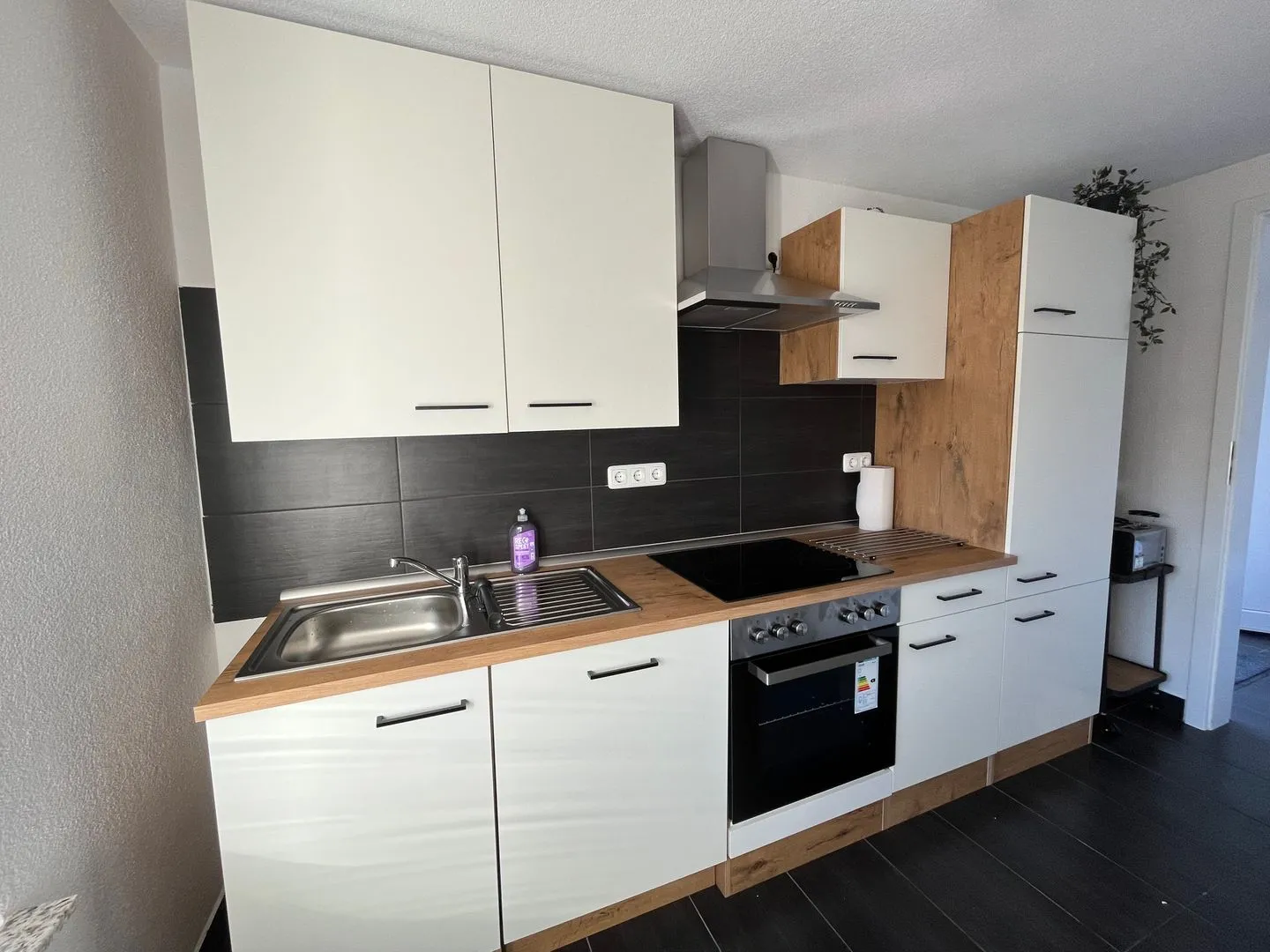 Wohnperle*Carré Charlott* 5 Pulsnitz - Kitchen