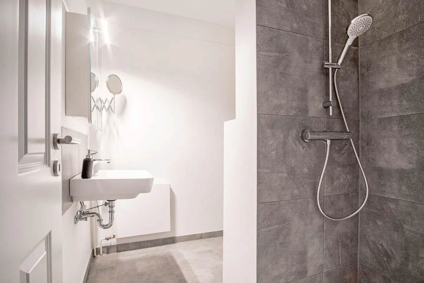 Ferienwohnung Friesisch Nordisch echt Pellworm Pellworm - Badezimmer