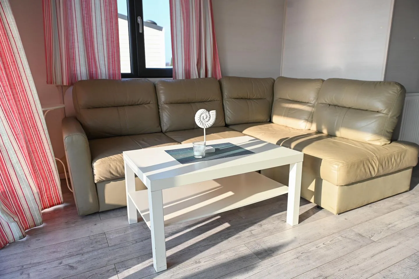 Ferienpark Süderstapel - Eiderufer 2 Hundefreundlich Eider - Wohnzimmer