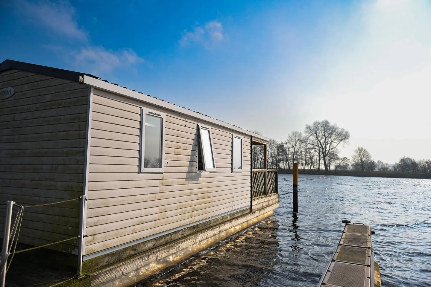 Ferienpark Süderstapel - Hausboot 1 Hundefreundlich Eider - Hauptansicht