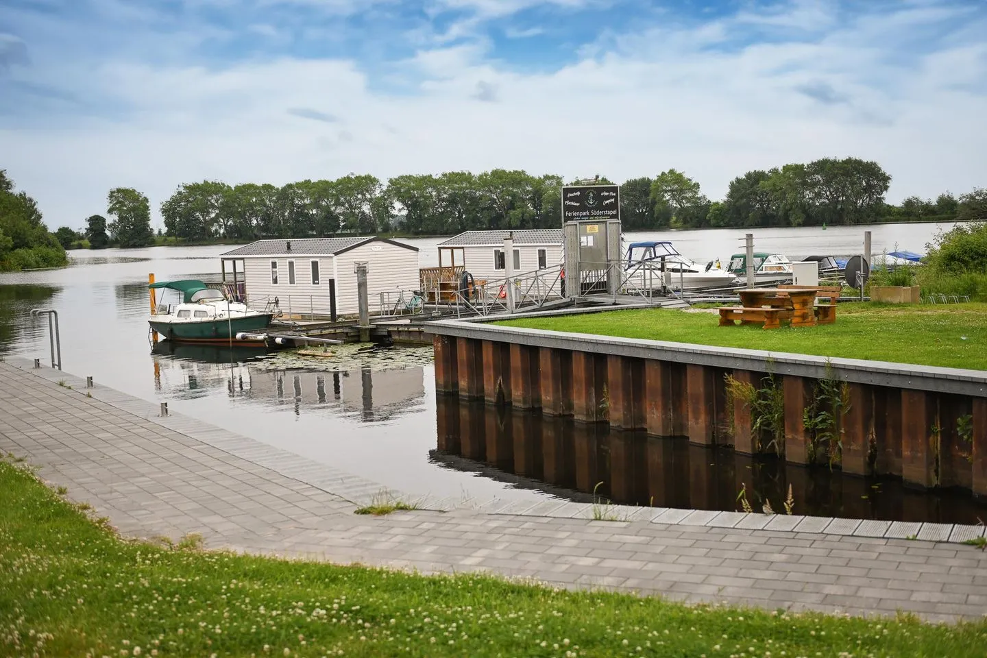 Ferienpark Süderstapel - Eidernest 3 Eider - Nachbarschaft