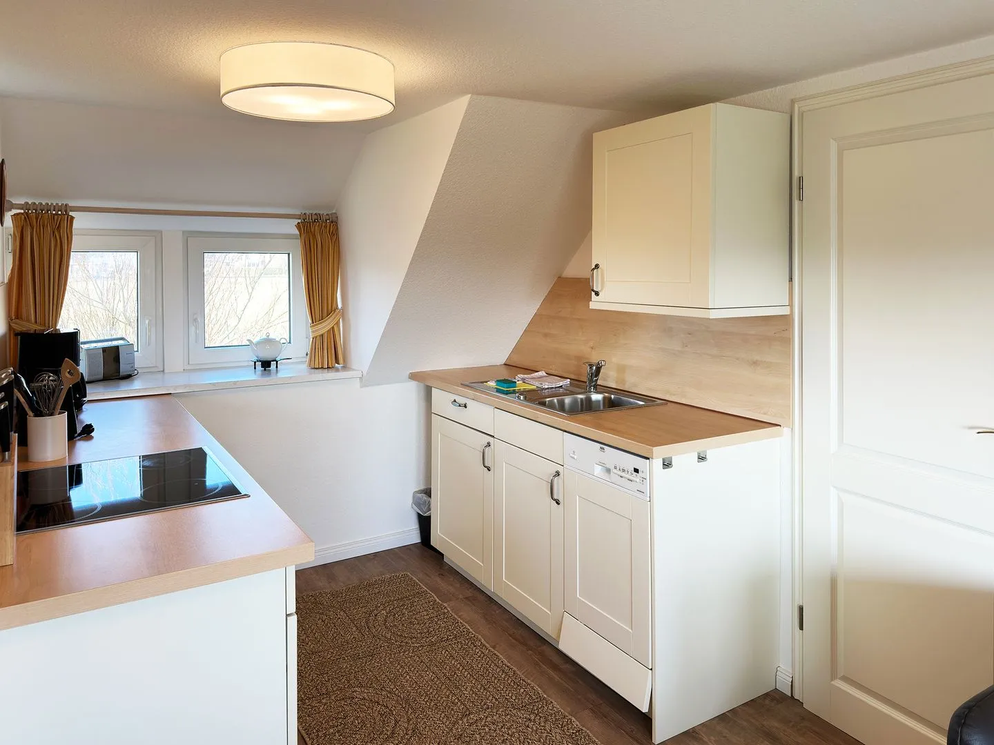 Haus Bräätlun Ferienwohnung Bräätlun 2 Norddorf auf Amrum - Küche / Küchenzeile