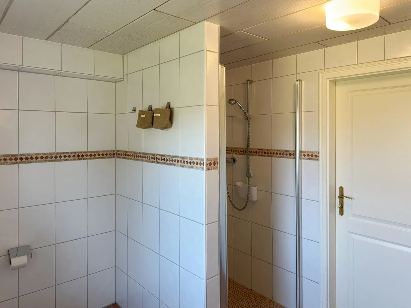 Haus Bräätlun Ferienwohnung Bräätlun 4 Norddorf auf Amrum - Badezimmer