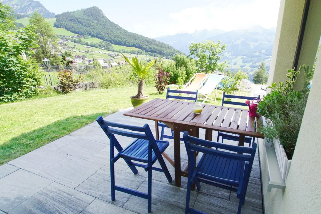 Apartment Bijou am Bach Amden - Terrasse