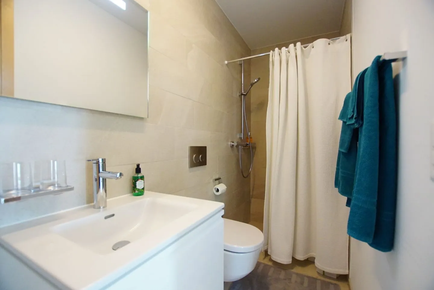 Apartment Bijou am Bach Amden - Badezimmer