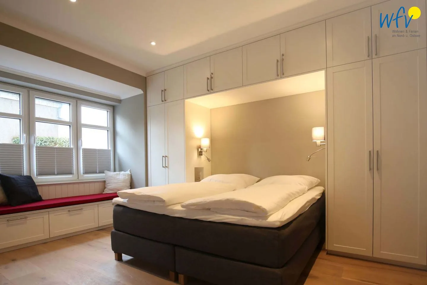 Ferienhaus Charlotte 48 Feriendoppelwohnung Charlotte Wangerooge - Schlafzimmer