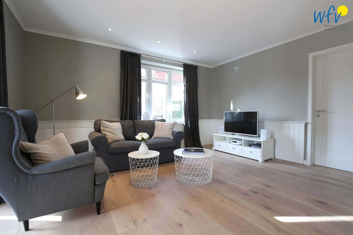 Ferienhaus Charlotte 48 Feriendoppelwohnung Charlotte Wangerooge - Wohnzimmer