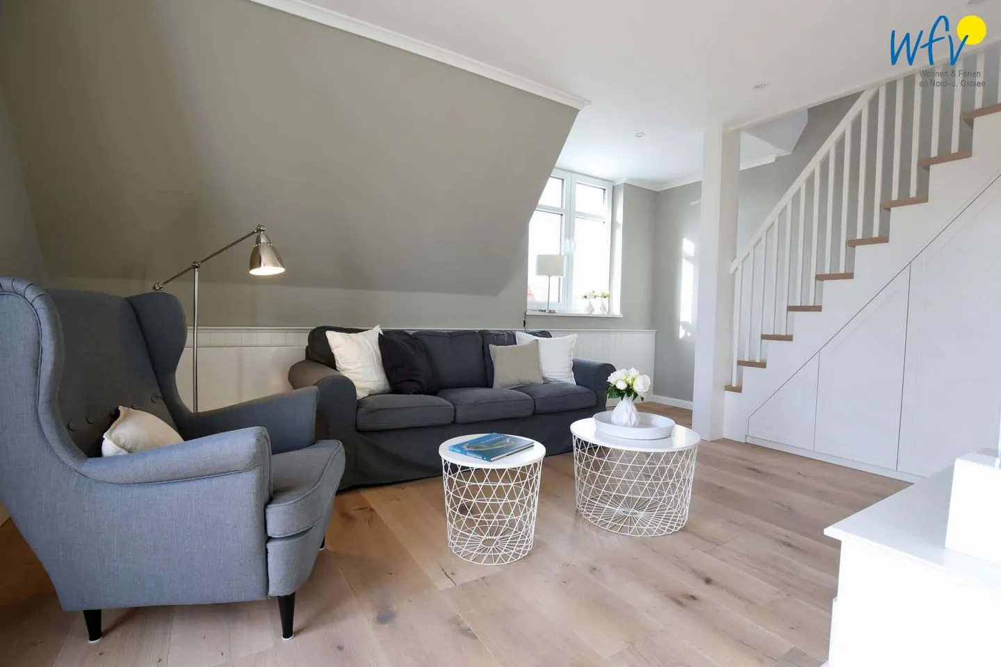 Ferienhaus Charlotte 48 Feriendoppelwohnung Charlotte Wangerooge - Wohnzimmer