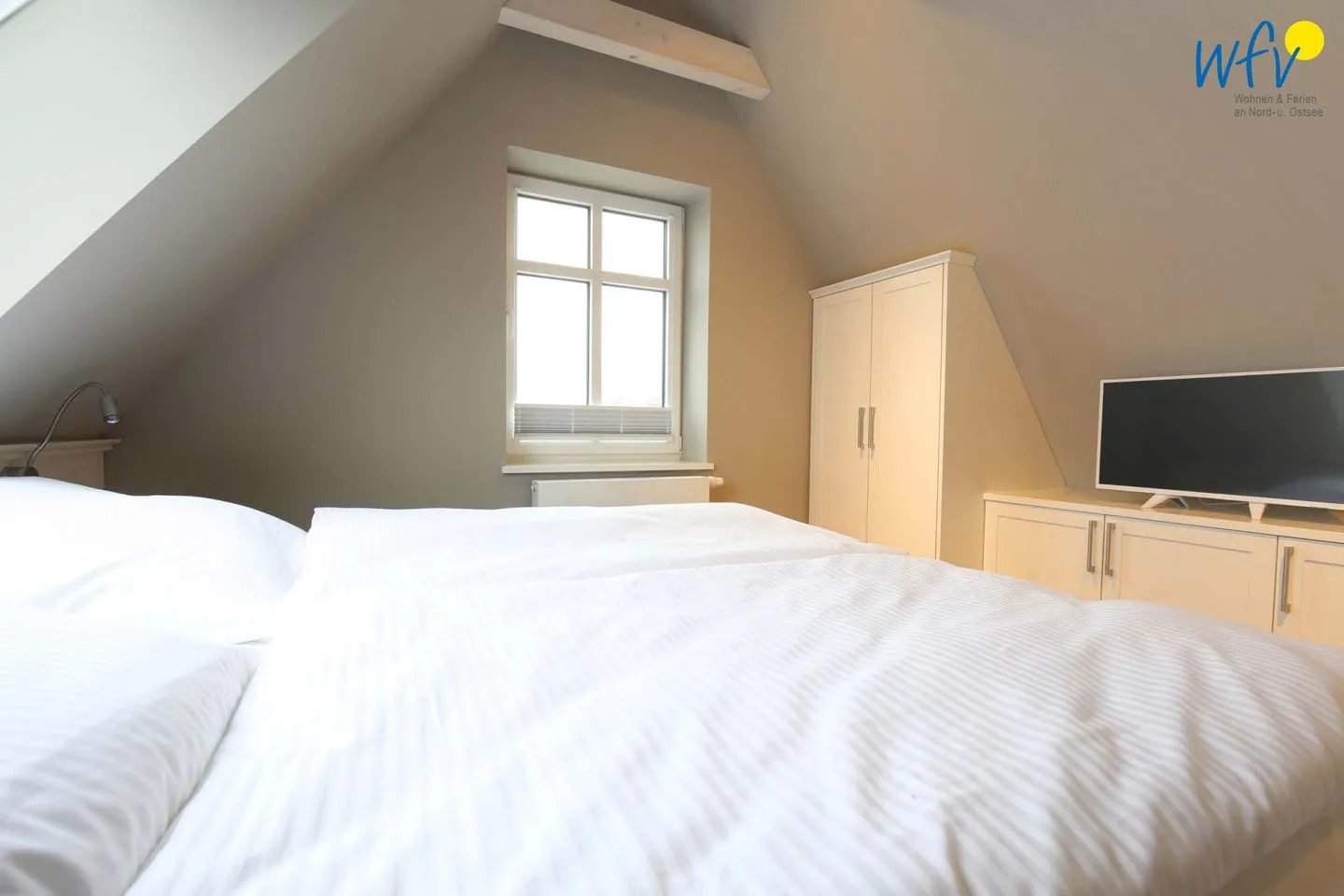 Ferienhaus Charlotte 48 Feriendoppelwohnung Charlotte Wangerooge - Schlafzimmer