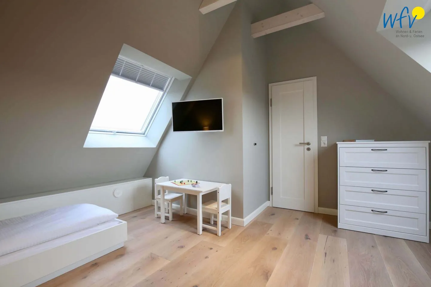 Ferienhaus Charlotte 48 Feriendoppelwohnung Charlotte Wangerooge - Schlafzimmer