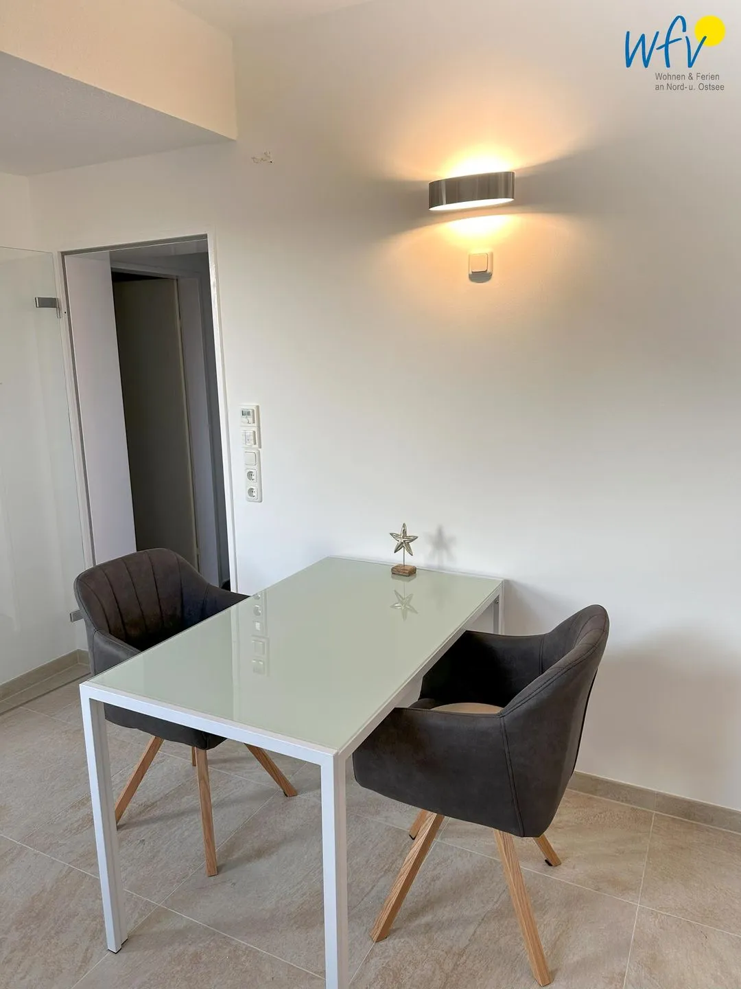 Haus Dünenblick Ferienwohnung 6 Wangerooge - Essbereich