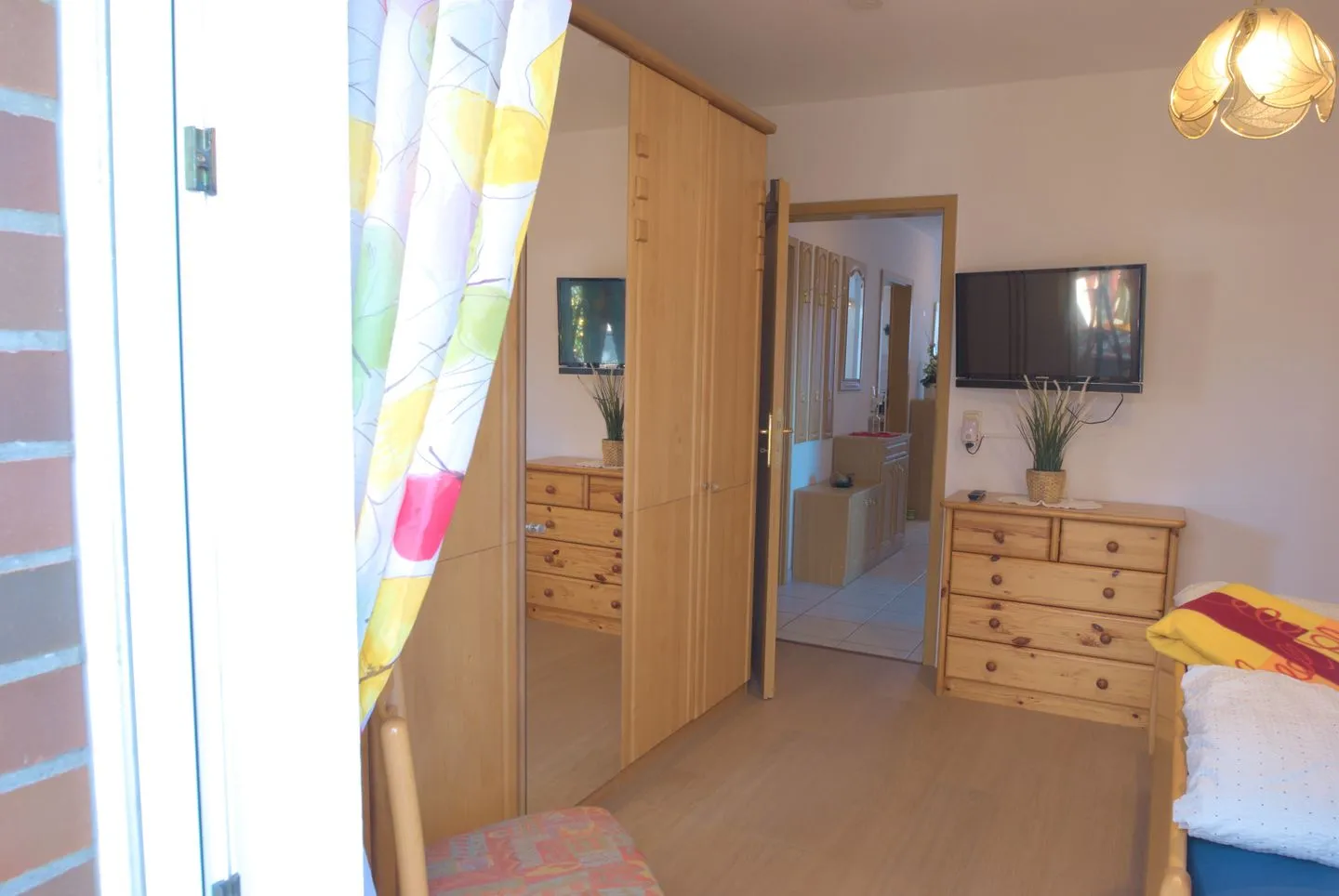 Ferienwohnung Claudia Norddeich - 1.Schlafzimmer