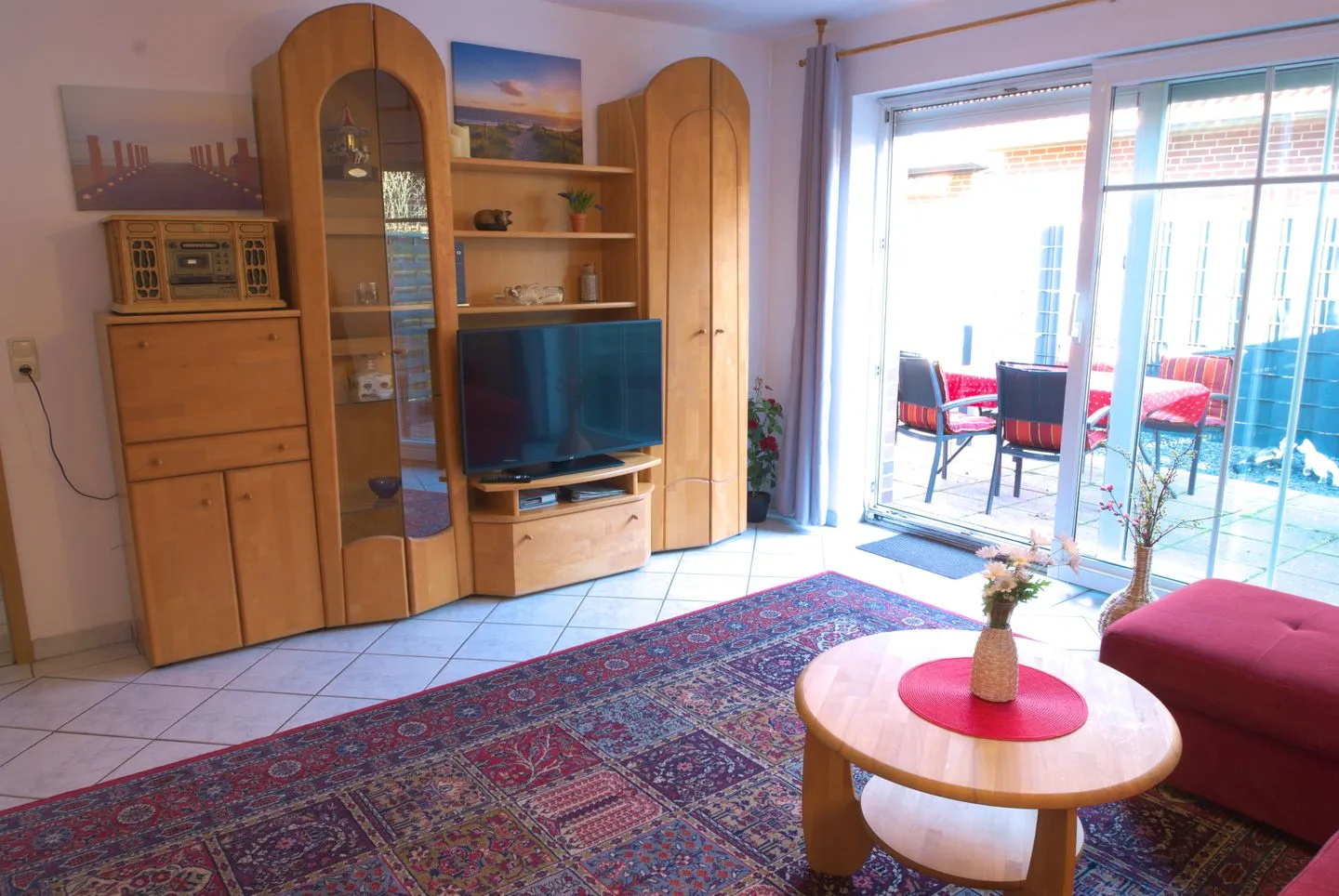 Ferienwohnung Claudia Norddeich - Wohnzimmer