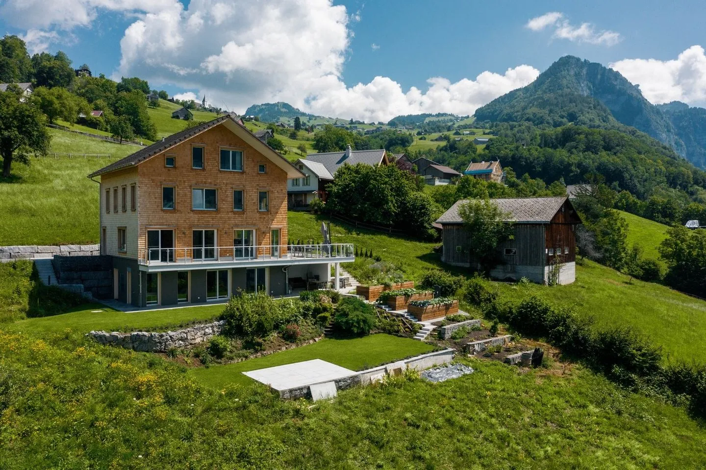Chalet Lehni mit separatem Apartment Amden - Hauptansicht