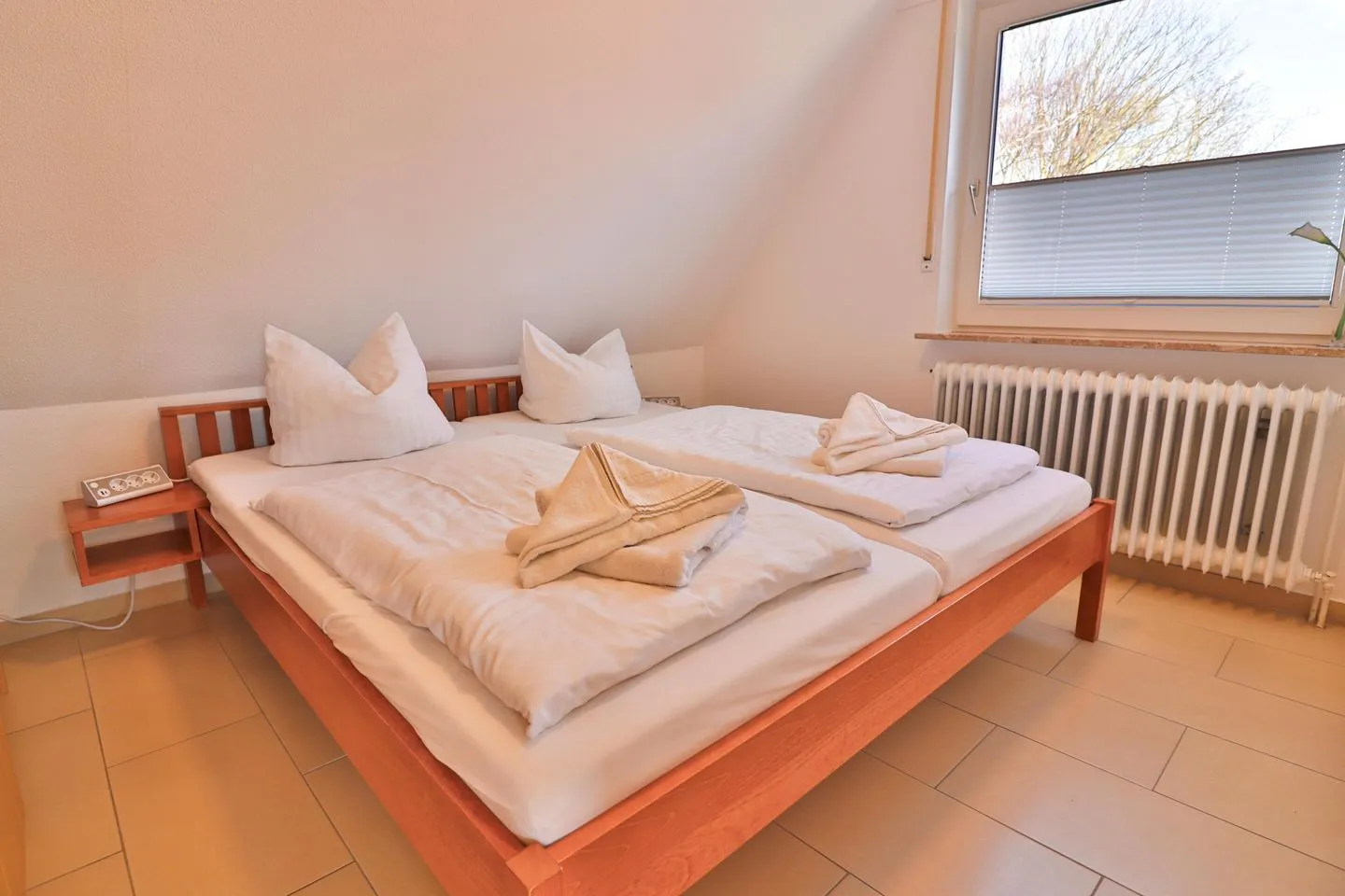 Haus Libelle - Wohnung 3 Langeoog - Schlafzimmer