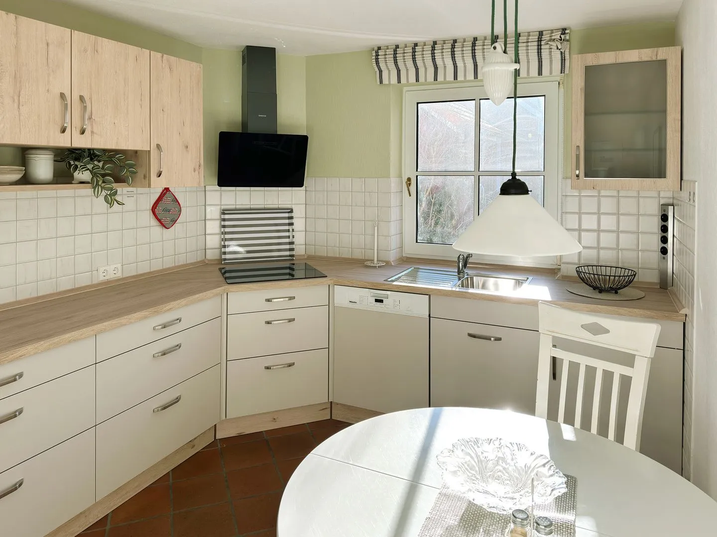 Ferienhaus *Traumblick* Wittdün auf Amrum - Küche / Küchenzeile