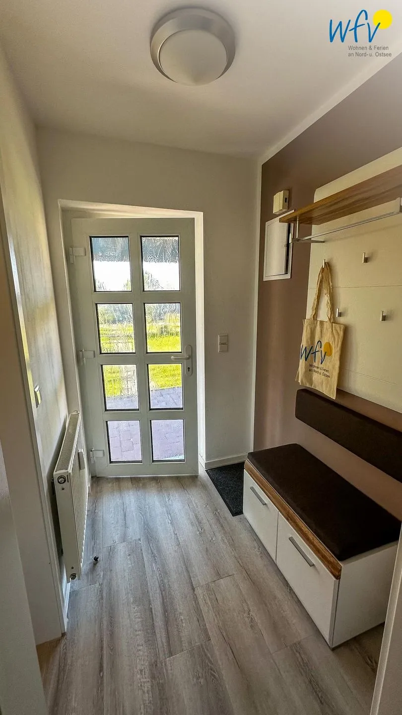 Haus Windland Ferienwohnung 10 Rügen - Dranske - Flur