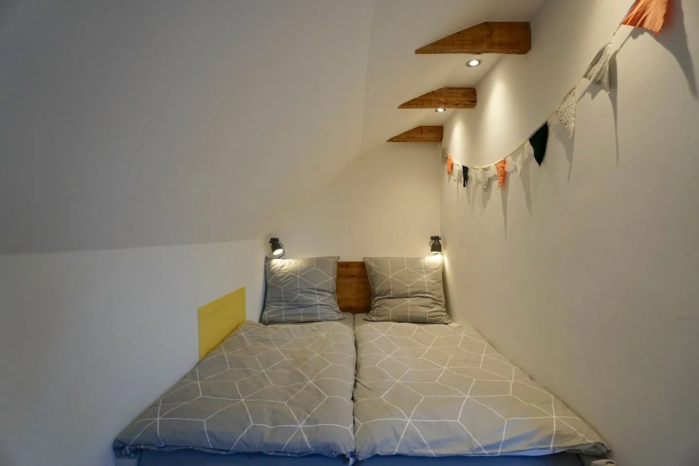 Raabennest - Bewusst Genießen: Junges Wohnen im Alten Dorf Schleswig - Schlafzimmer