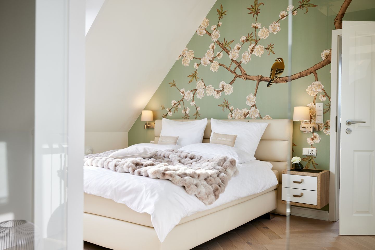 WOLKEN.NEST Penthouse-Suite,  Schlafzimmer 1