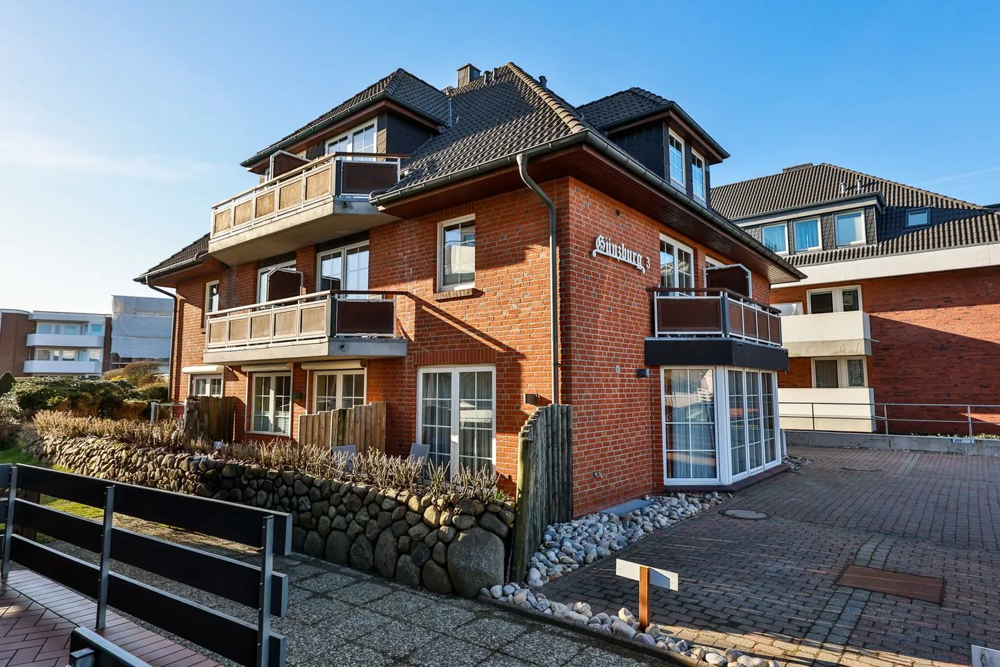 Kampstr. 9, W5, GB3 Westerland - Fassade / Eingang