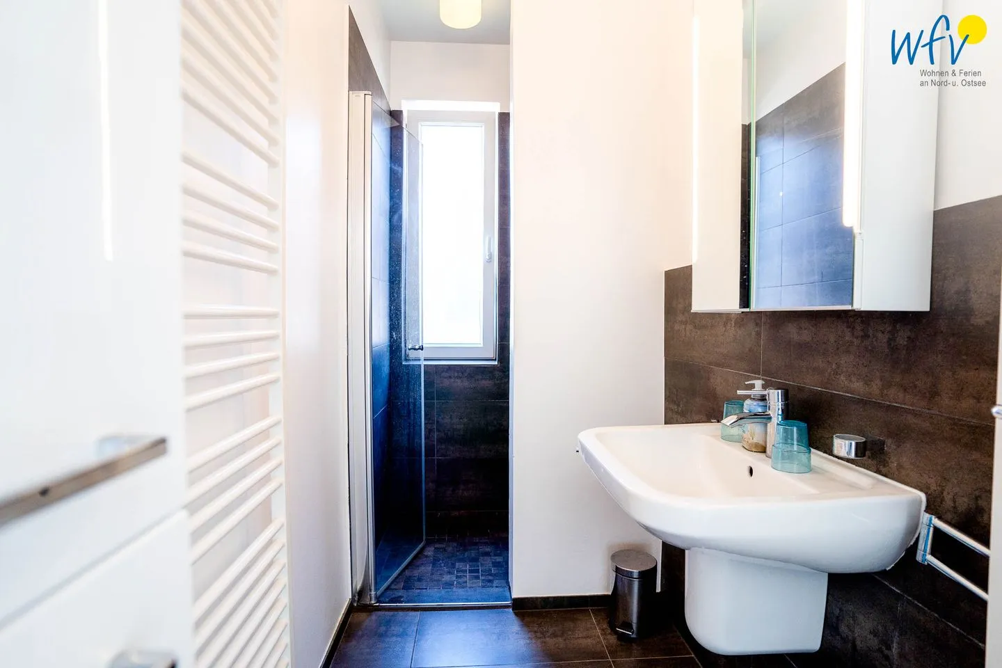 Haus Süderoog Ferienwohnung Vördör Juist - Badezimmer
