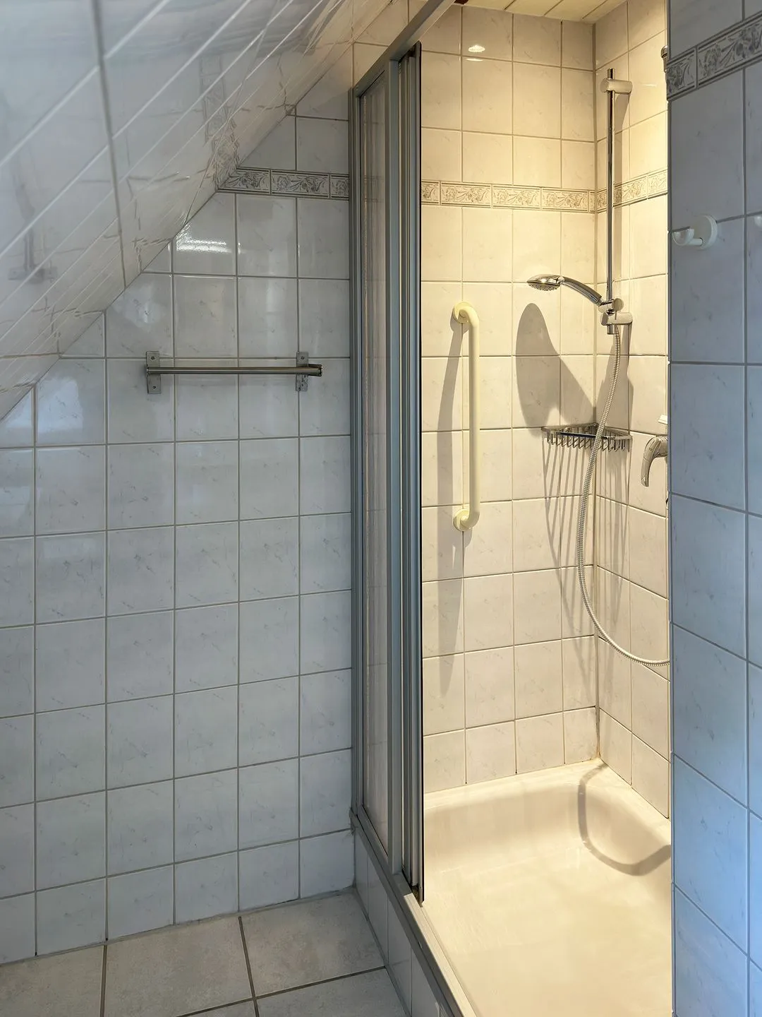 Hüs Sanskiin Ferienwohnung *Goodshenk* Süddorf auf Amrum - Badezimmer