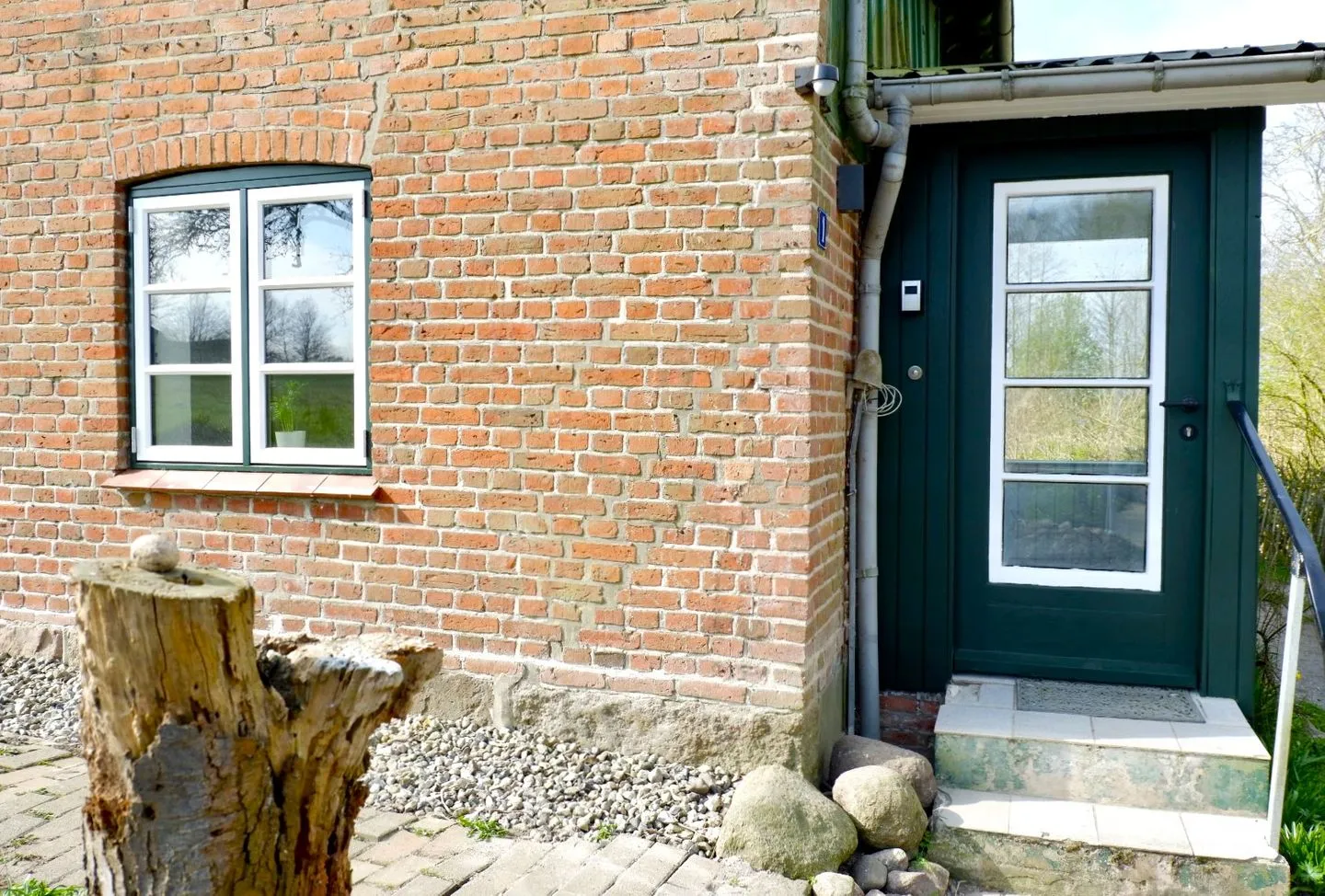 Ferienwohnung Hanna im Reethus Mühlenlund Steinbergkirche - Fassade / Eingang