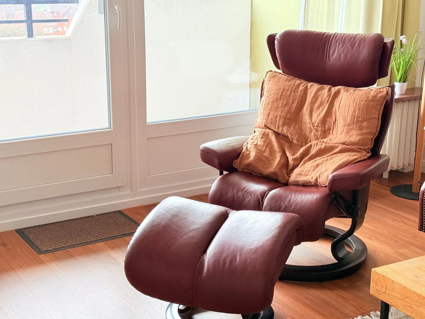 Panorama Whg. 111, 8. OG - Wohnzimmer