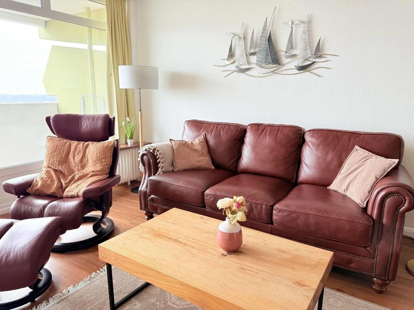 Panorama Whg. 111, 8. OG - Wohnzimmer