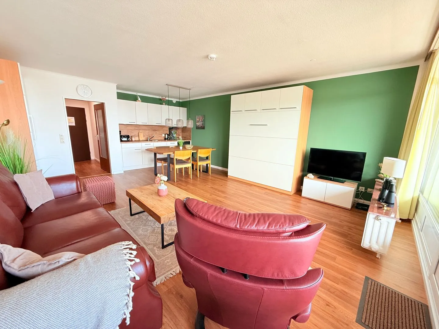 Panorama Whg. 111, 8. OG - Wohnzimmer
